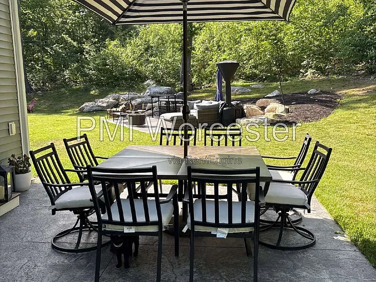 18 Lake Ave — Photo 37