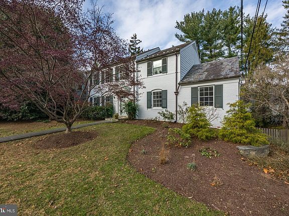 2nd image of 4238 50th St NW
