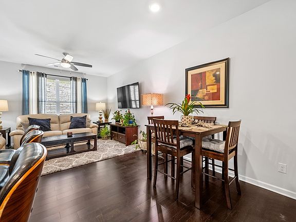 4th image of 1003 Alderwood Cir