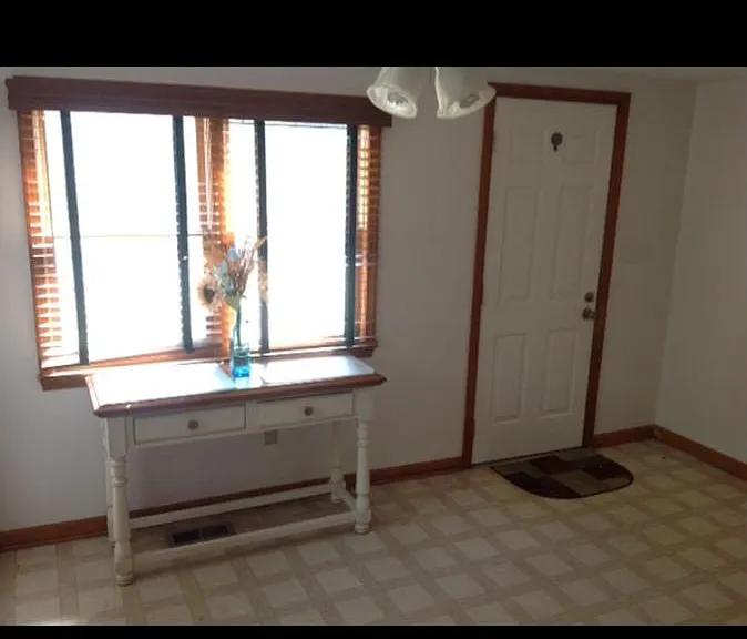 115 Hammond St — Photo 3