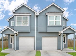 1008 E Fannin St, Luling, TX 78648