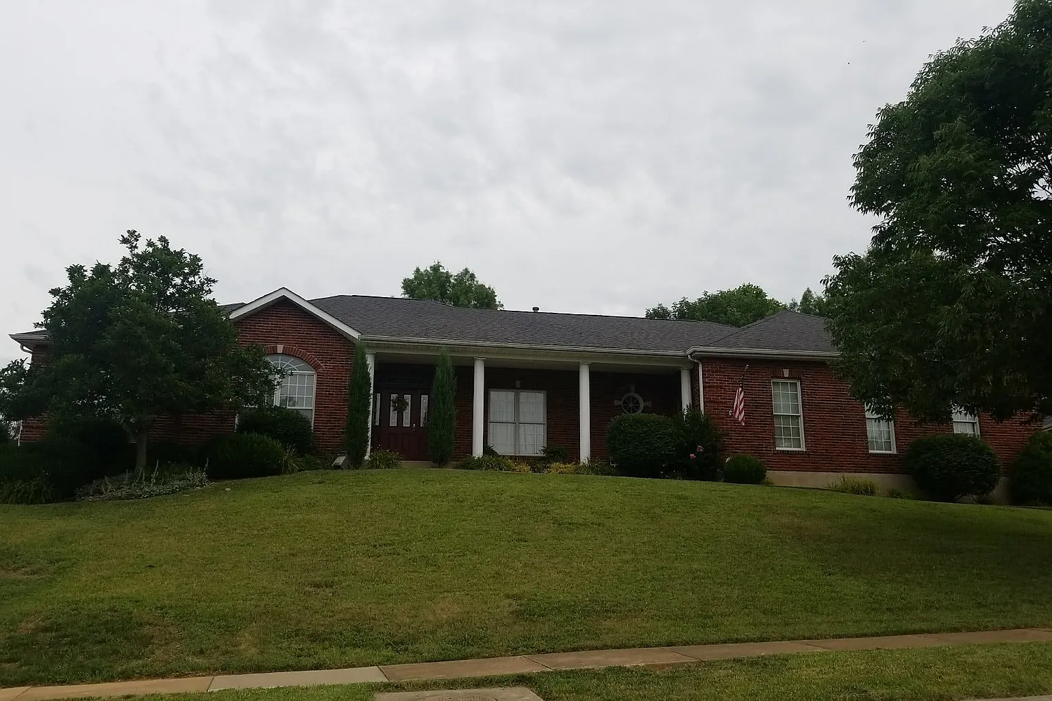 9761 Gerald Dr photo 1