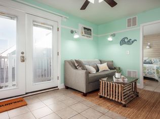 12 G St APT 52, Hampton, NH 03842