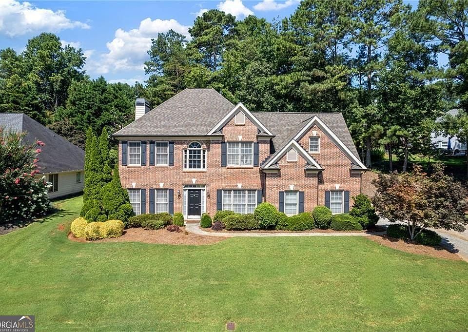 1st image of 1025 Fairview Club Cir