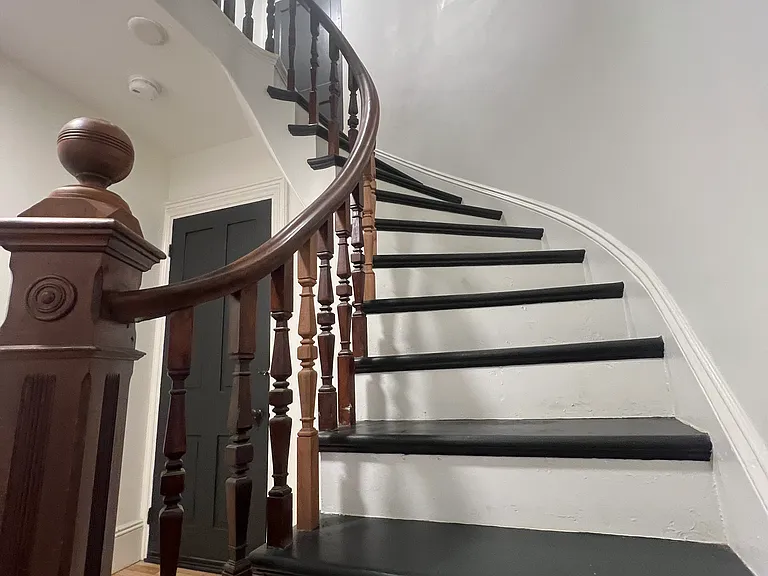 Chestnut St — Photo 19