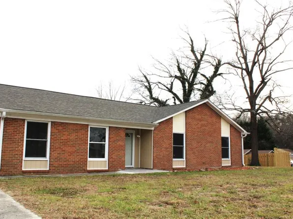 915 Whitsett Ave, Gibsonville, NC 27249