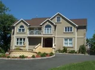 876 Alps Rd, Wayne, NJ 07470