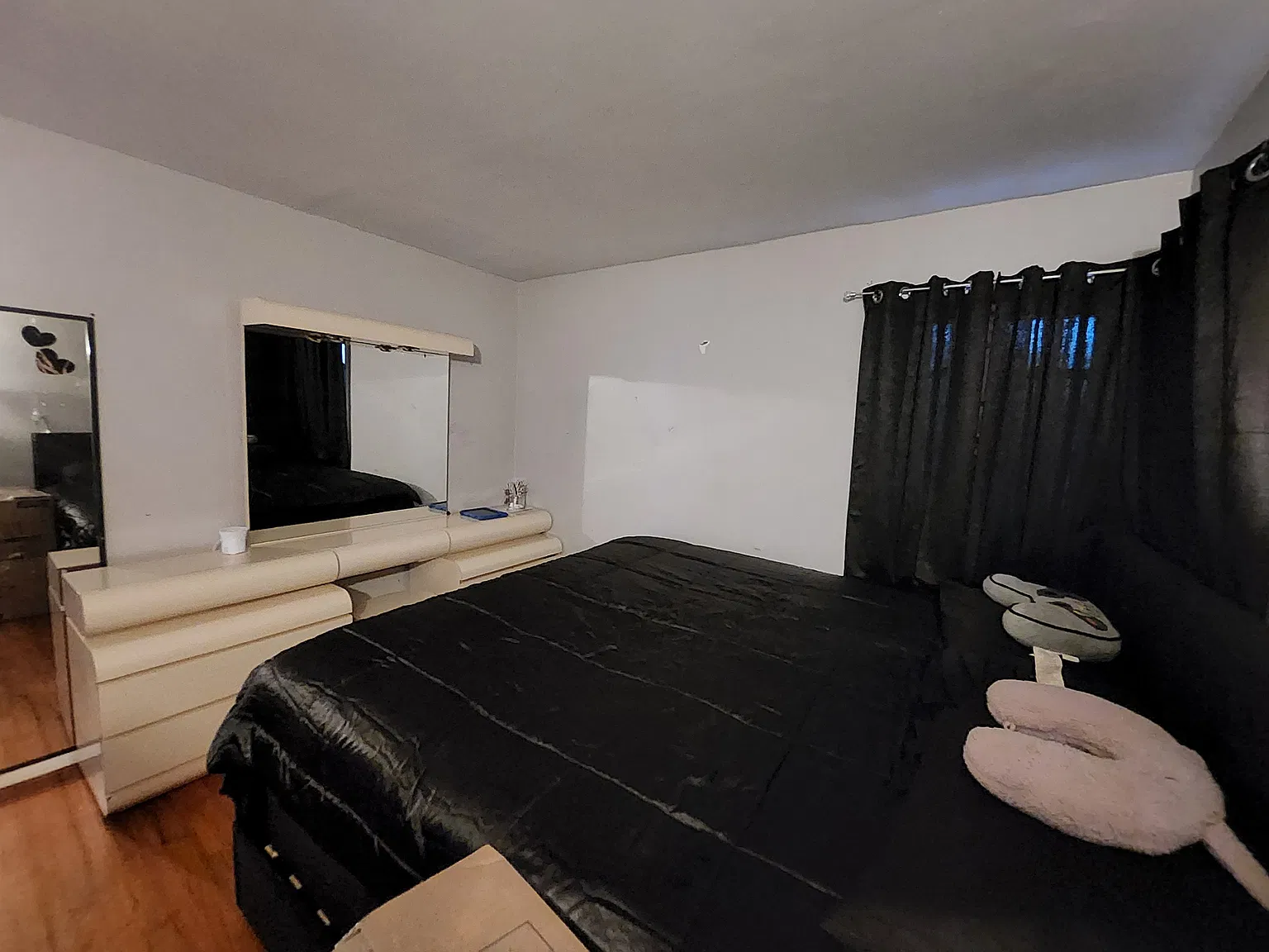 4 bed, 1500 sqft, $2,250 — Photo 2
