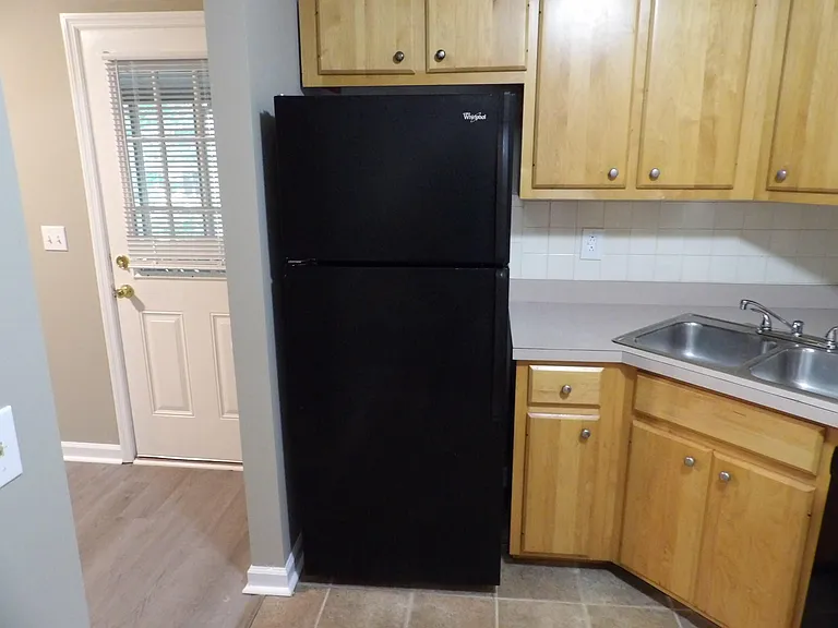 244 Meadowview Dr #12 — Photo 29