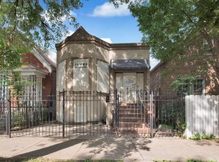 1428 N Avers Ave, Chicago, IL 60651