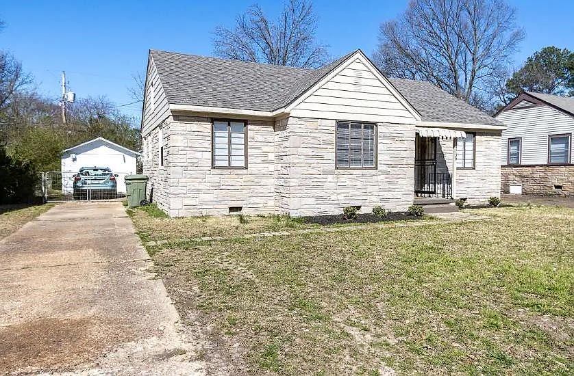 1st image of 4230 Atwood Ave