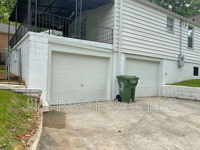 1845 Lakewood Ter SE — Photo 17