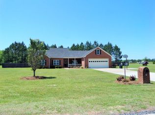 170 Fairfield Dr, Odum, GA 31555