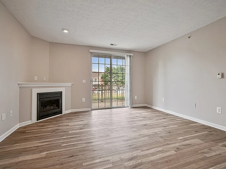 90 Berkley Manor Drive_1 - 3b2b Unit 1212