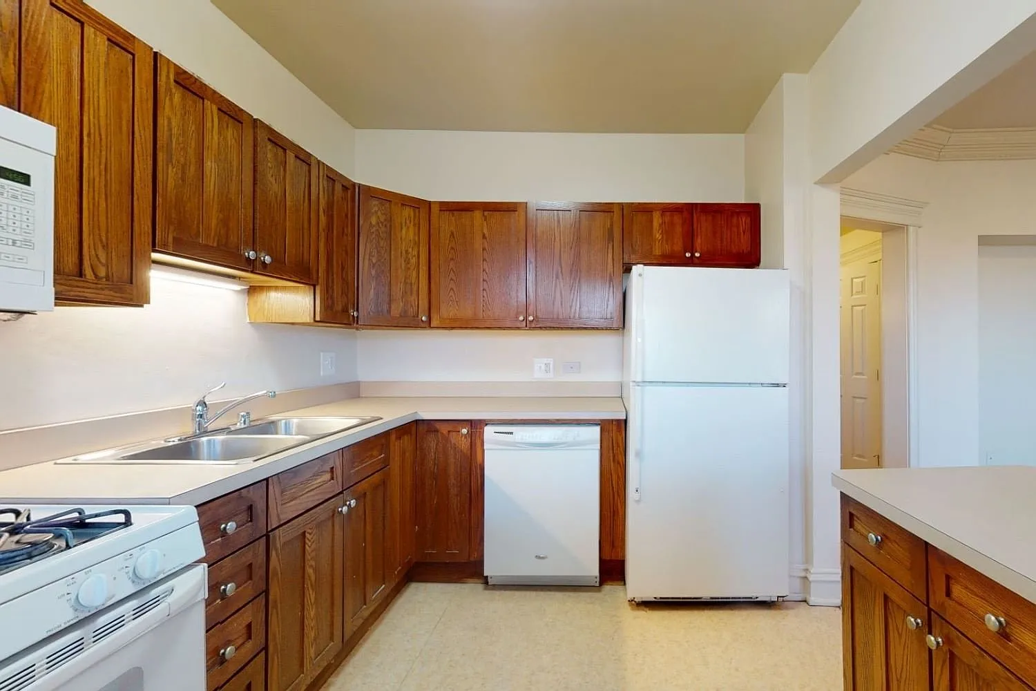 5623 S. Dorchester — Photo 1