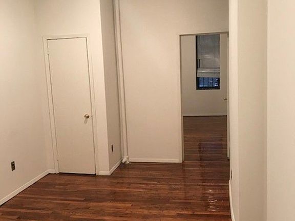 3rd image of 112 W Houston St APT B