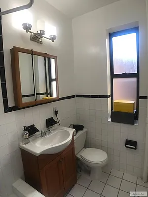 Rented by Charles Coutinho LLC | media 98