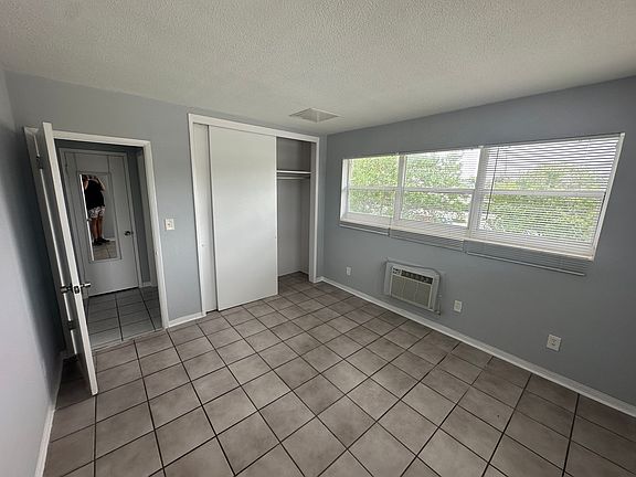 5th image of 2917 Middle River Dr APT 5