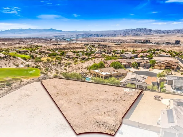 2856 Steamboat Dr, Bullhead City, AZ 86429