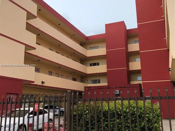 1627 NW 18th St APT 304, Miami, FL 33125