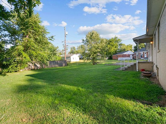 4th image of 2316 Shawnee Ln
