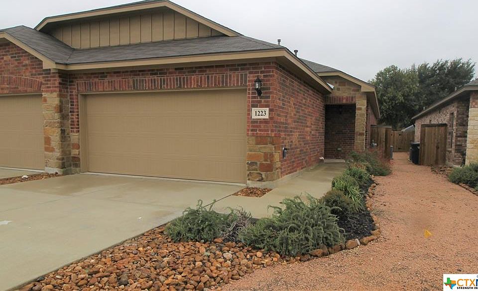 1st image of 1223 Old Fm 306