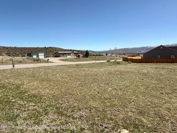 1189 Andrea Cir, Meeker, CO 81641