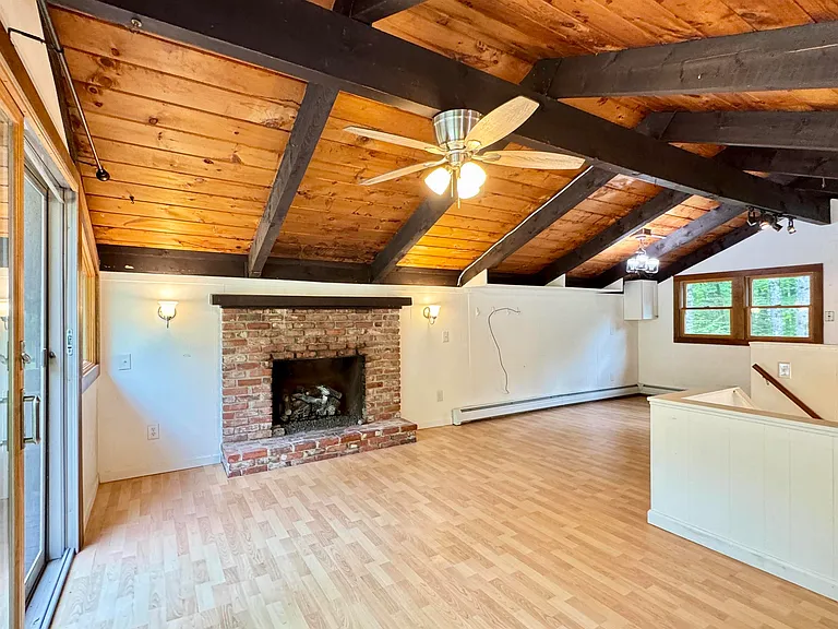 314 Old Bartlett Rd — Photo 4