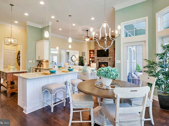 5th image of 29496 Patrick Henry Cir