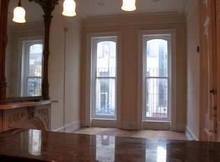 2023 Walnut St APT 1F, Philadelphia, PA 19103