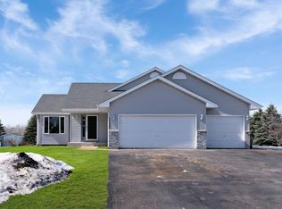 10558 287th Ave NW, Zimmerman, MN 55398