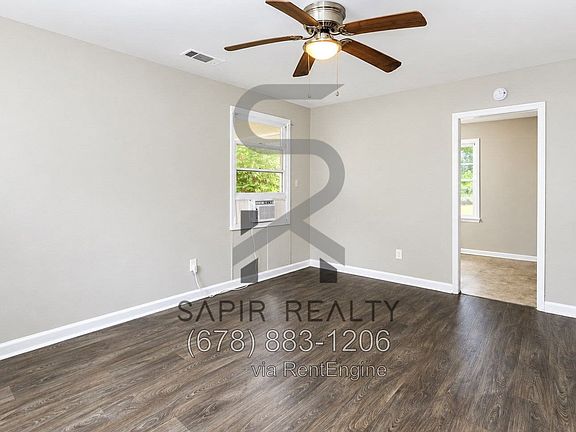 2nd image of 3974 Spencer Cir
