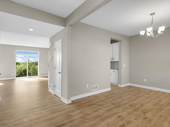3rd image of 6180 Martin Ave NE