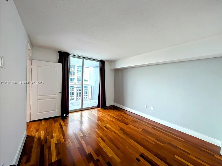 60 NW 37th Ave #605 — Photo 14