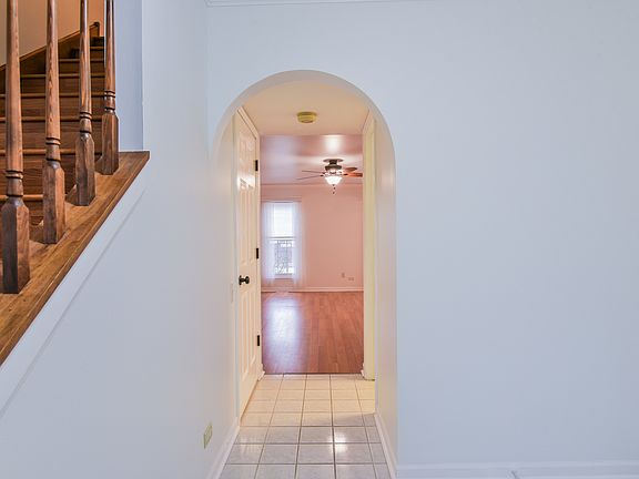 4th image of 94 N Saint Croix Ct #94