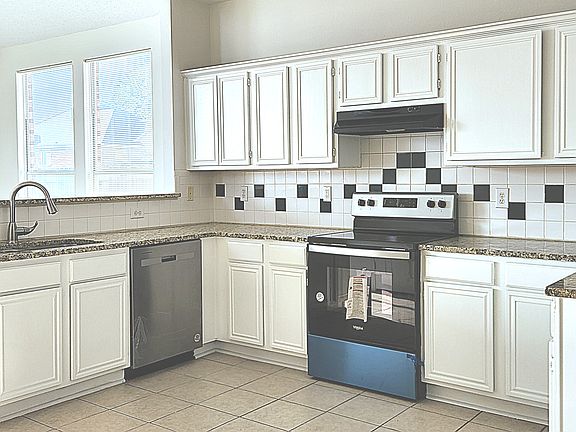 4th image of 3917 Rushden Ct