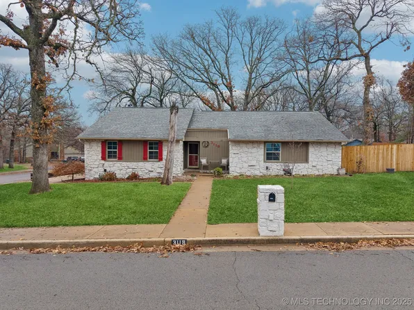 3119 Maple Dr, Sand Springs, OK 74063
