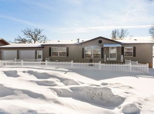 412 Cleveland St SW, Silver Lake, MN 55381