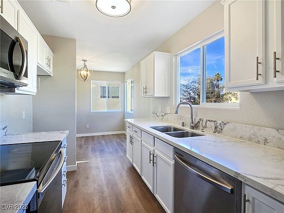 4th image of 1812 N Decatur Blvd Unit 202