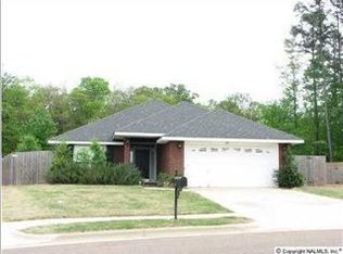 213 Shadow Ct SW, Huntsville, AL 35824