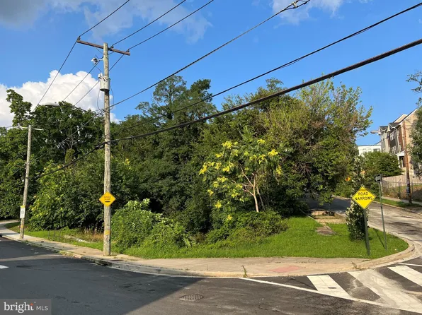 2308 Pomeroy Rd SE, Washington, DC 20020