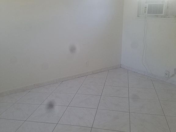 4th image of 1431 NW 61st Ave