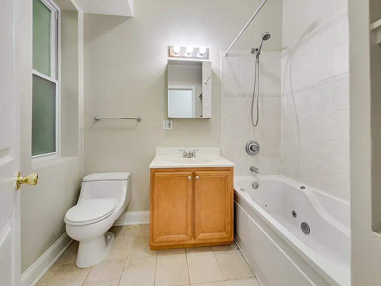 5207 S Blackstone Ave — Photo 19