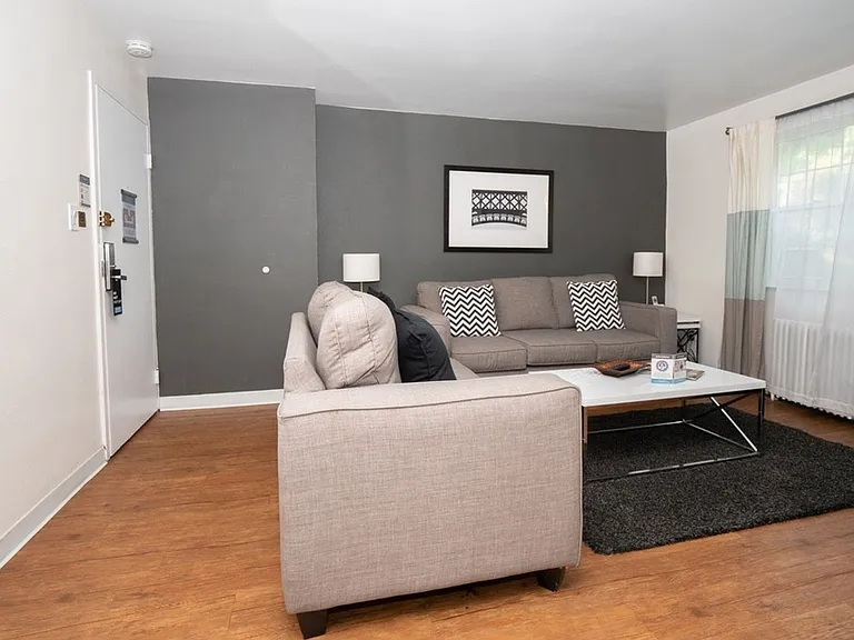 5426 Fifth Avenue — Photo 94