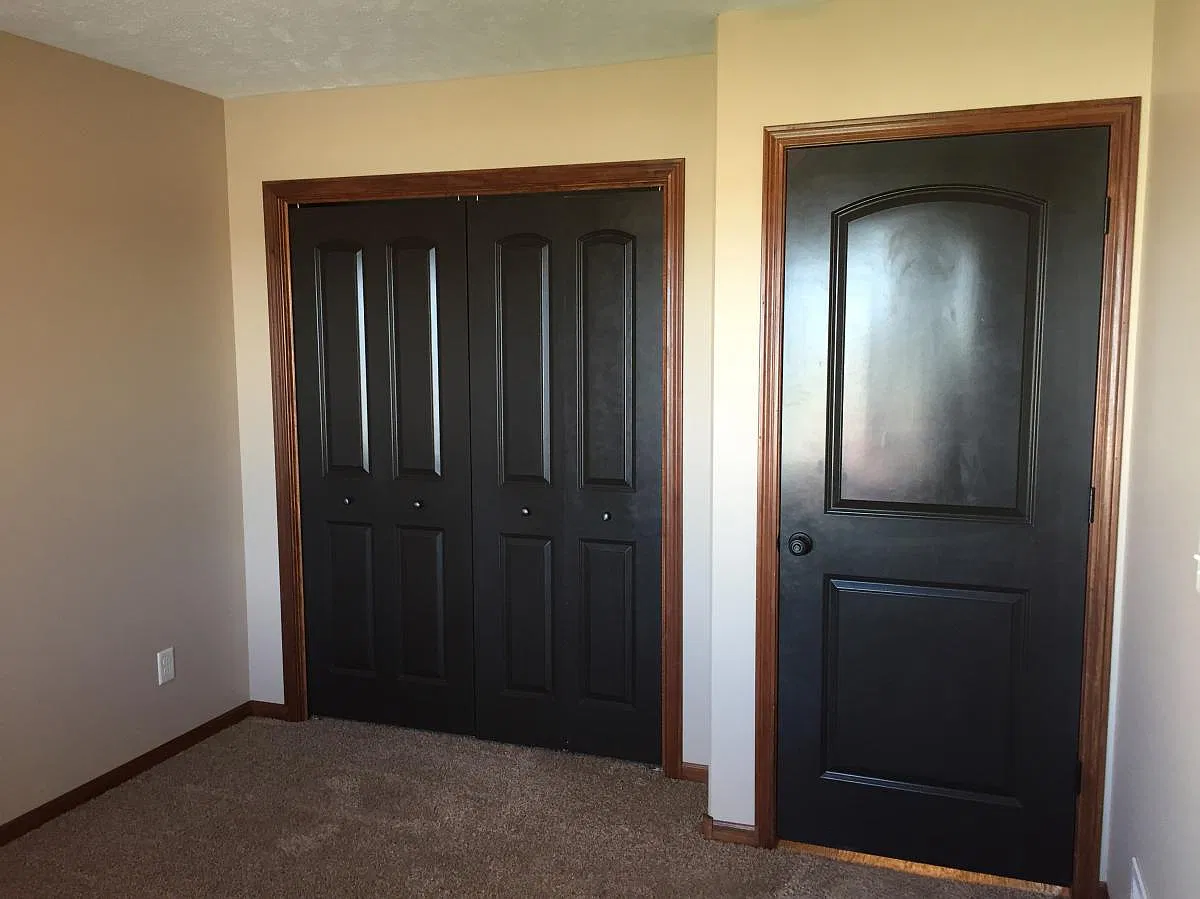 3 bed, $2,000 — Photo 3