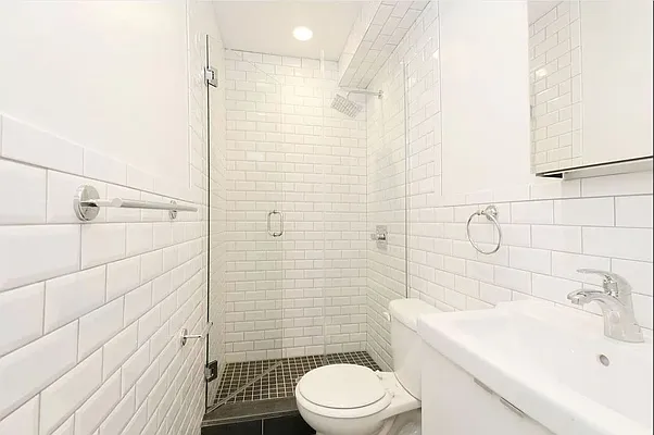 Rented by Dalan Rentals | media 20