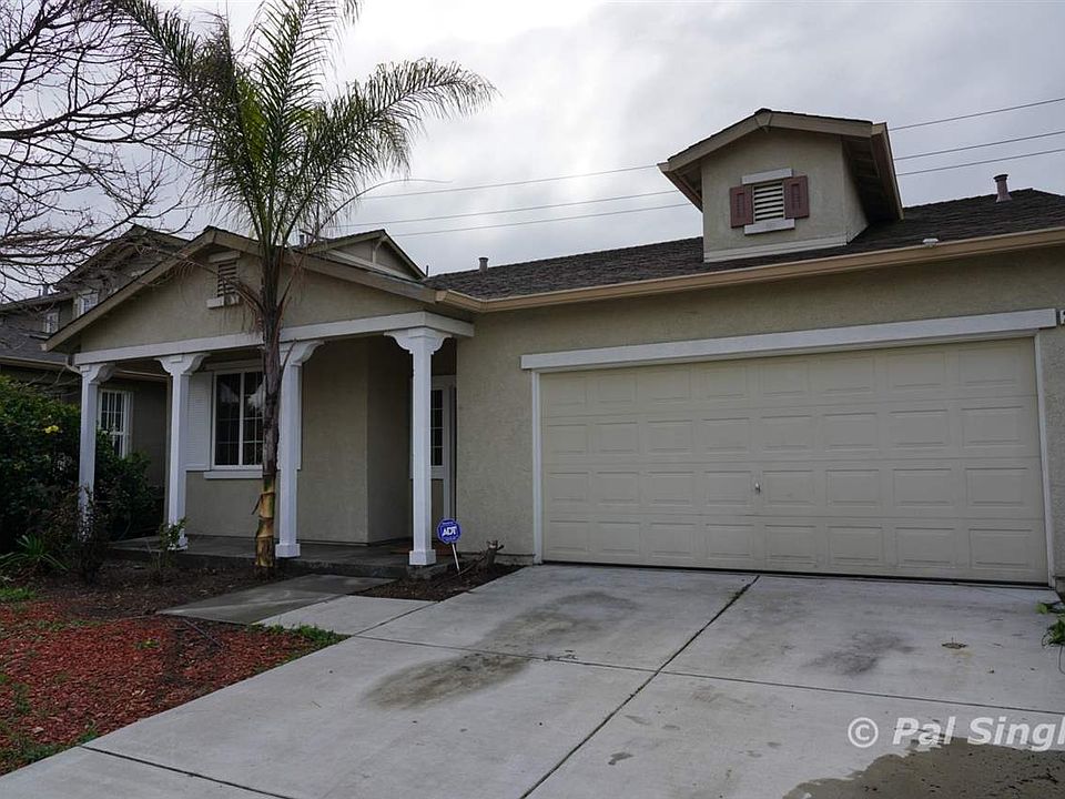 1st image of 2675 Playa Del Sol Ave
