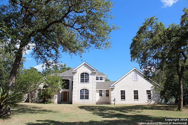 1st image of 251 Twin Oaks Dr