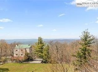 101 Courtside Lane #A5, Beech Mountain, NC 28604