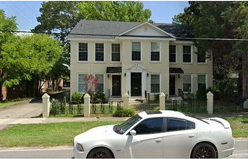 131 W Home Ave #2 Photo 1